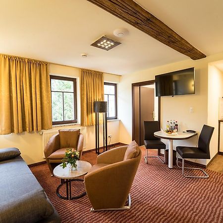 Hotel Goldener Hirsch سوهل المظهر الخارجي الصورة