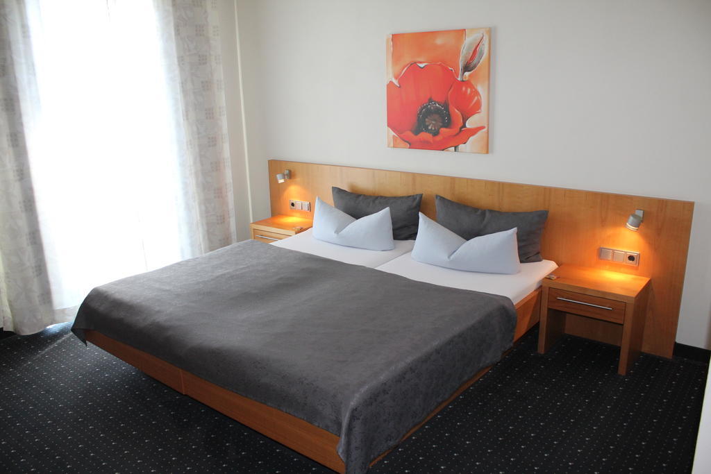 Hotel Goldener Hirsch سوهل المظهر الخارجي الصورة