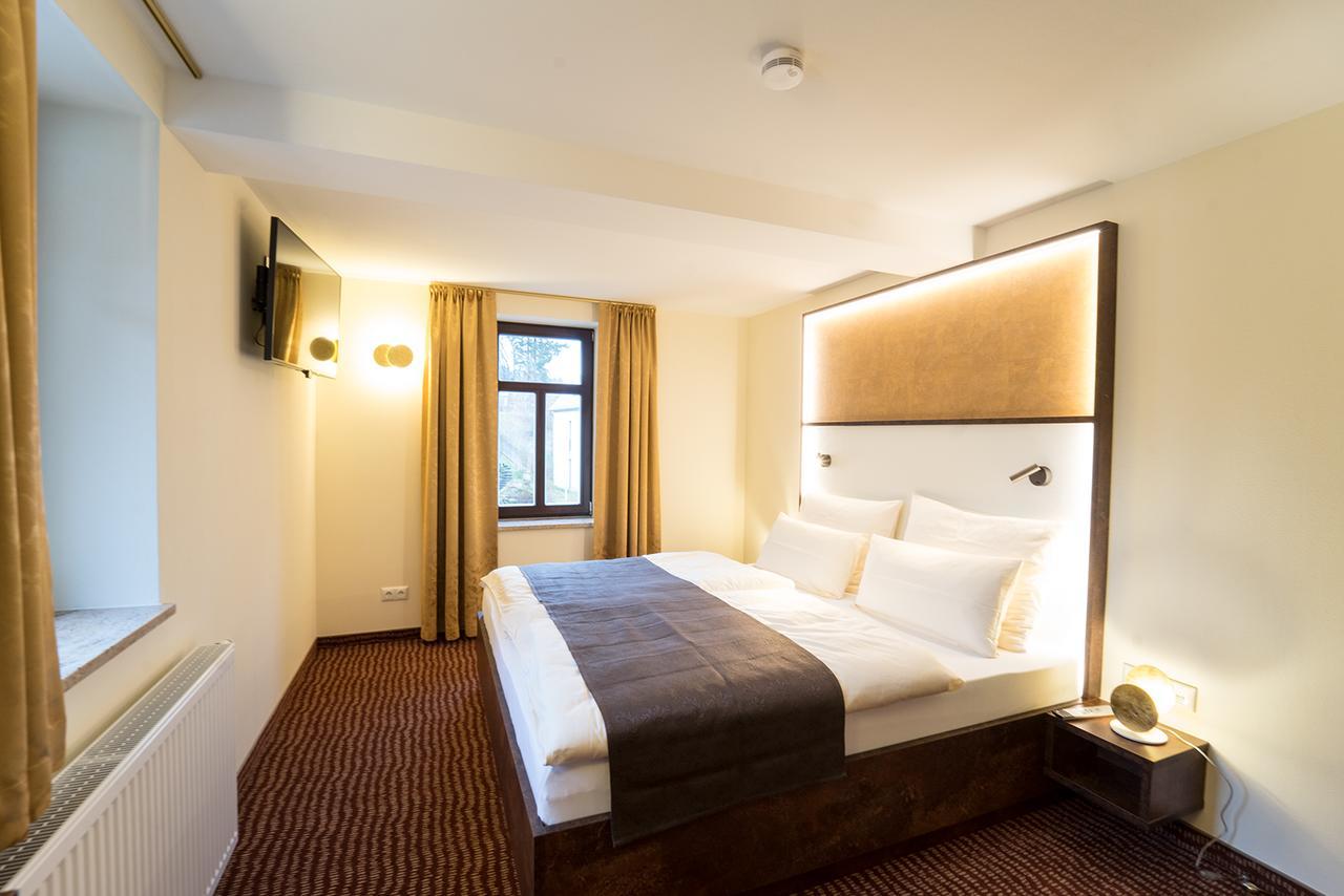 Hotel Goldener Hirsch سوهل المظهر الخارجي الصورة