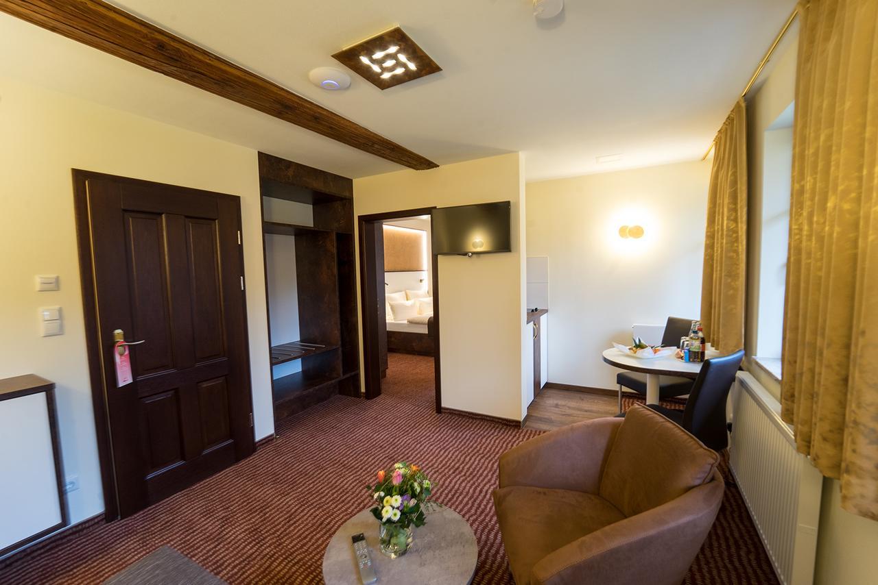 Hotel Goldener Hirsch سوهل المظهر الخارجي الصورة